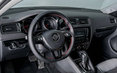Volkswagen Jetta VI, 2015 год, 1 584 000 рублей, 13 фотография