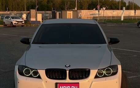 BMW 3 серия, 2005 год, 885 000 рублей, 22 фотография