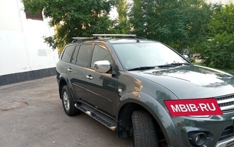 Mitsubishi Pajero Sport II рестайлинг, 2014 год, 2 300 000 рублей, 18 фотография