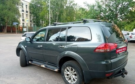 Mitsubishi Pajero Sport II рестайлинг, 2014 год, 2 300 000 рублей, 17 фотография