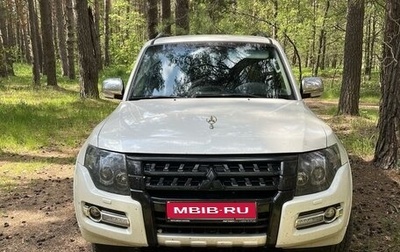 Mitsubishi Pajero IV, 2019 год, 3 690 000 рублей, 1 фотография