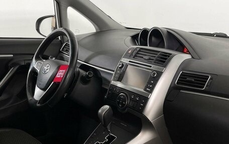 Toyota Verso I, 2013 год, 1 597 000 рублей, 9 фотография