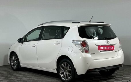 Toyota Verso I, 2013 год, 1 597 000 рублей, 7 фотография