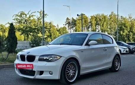 BMW 1 серия, 2008 год, 890 000 рублей, 3 фотография