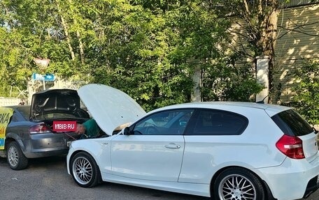 BMW 1 серия, 2008 год, 890 000 рублей, 10 фотография