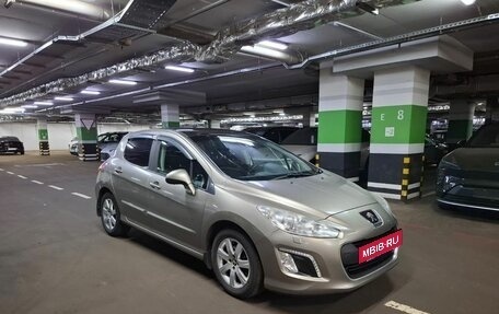 Peugeot 308 II, 2012 год, 867 000 рублей, 2 фотография