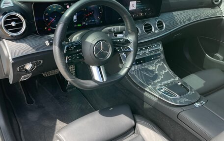 Mercedes-Benz E-Класс, 2020 год, 6 100 000 рублей, 8 фотография