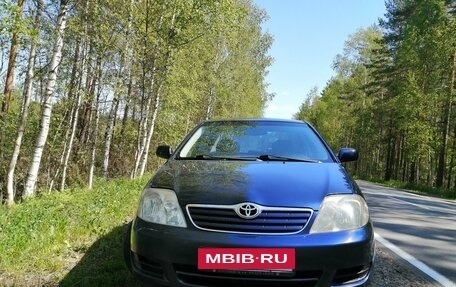 Toyota Corolla, 2003 год, 550 000 рублей, 4 фотография