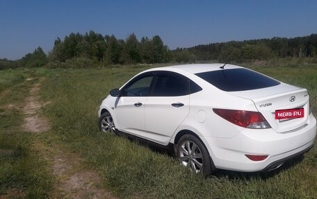 Hyundai Solaris II рестайлинг, 2011 год, 799 000 рублей, 10 фотография