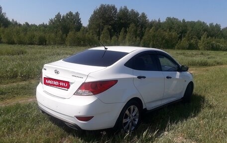 Hyundai Solaris II рестайлинг, 2011 год, 799 000 рублей, 8 фотография