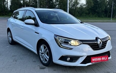 Renault Megane IV, 2018 год, 1 399 000 рублей, 13 фотография