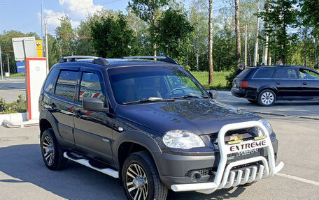 Chevrolet Niva I рестайлинг, 2017 год, 1 013 000 рублей, 3 фотография