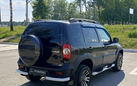 Chevrolet Niva I рестайлинг, 2017 год, 1 013 000 рублей, 5 фотография