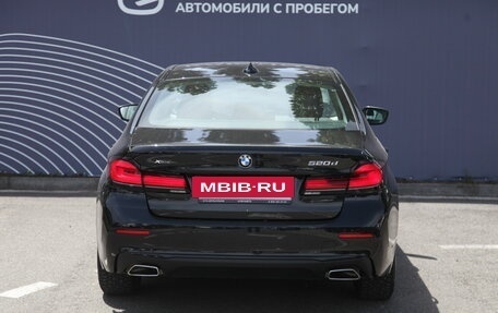 BMW 5 серия, 2021 год, 5 750 000 рублей, 5 фотография