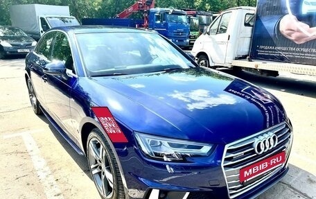 Audi A4, 2018 год, 3 850 000 рублей, 12 фотография