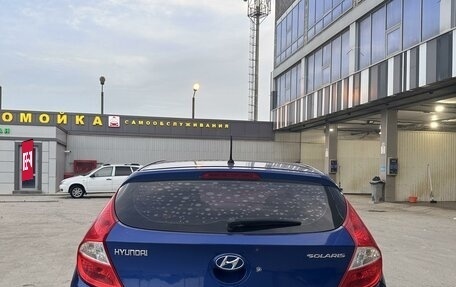 Hyundai Solaris II рестайлинг, 2012 год, 700 000 рублей, 4 фотография