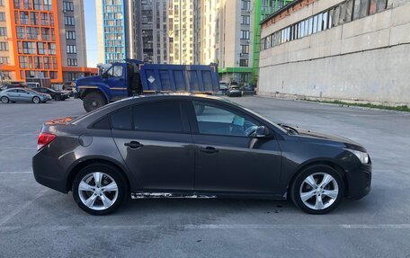 Chevrolet Cruze II, 2014 год, 700 000 рублей, 4 фотография