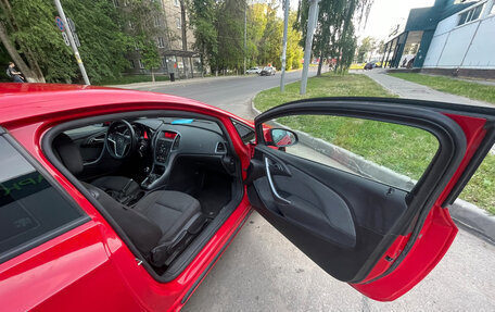 Opel Astra J, 2013 год, 890 000 рублей, 8 фотография