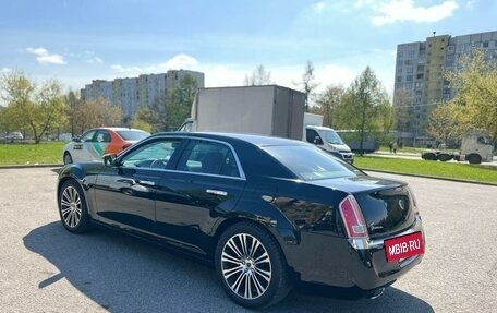 Chrysler 300C II, 2012 год, 1 950 000 рублей, 7 фотография