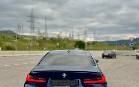 BMW 3 серия, 2019 год, 3 050 000 рублей, 3 фотография