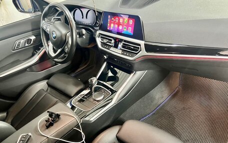 BMW 3 серия, 2019 год, 3 050 000 рублей, 6 фотография