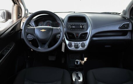 Chevrolet Spark IV, 2017 год, 1 110 000 рублей, 6 фотография