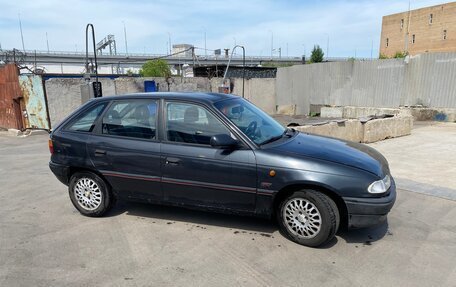 Opel Astra F, 1993 год, 170 000 рублей, 2 фотография