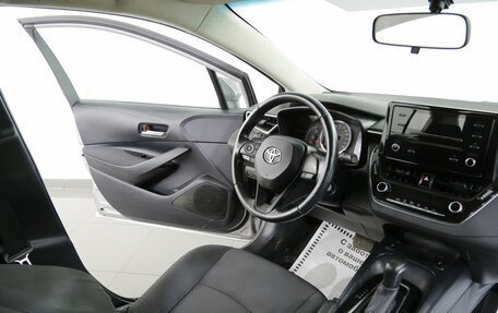 Toyota Corolla, 2020 год, 2 075 000 рублей, 10 фотография