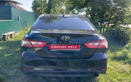 Toyota Camry, 2018 год, 2 749 000 рублей, 9 фотография