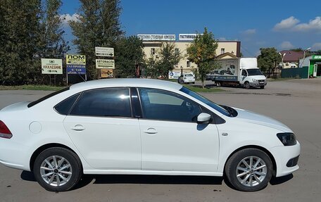 Volkswagen Polo VI (EU Market), 2015 год, 702 000 рублей, 2 фотография