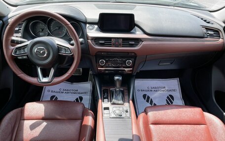 Mazda 6, 2018 год, 1 999 000 рублей, 27 фотография