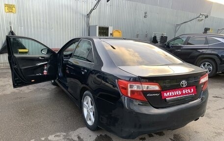 Toyota Camry, 2012 год, 1 050 000 рублей, 8 фотография