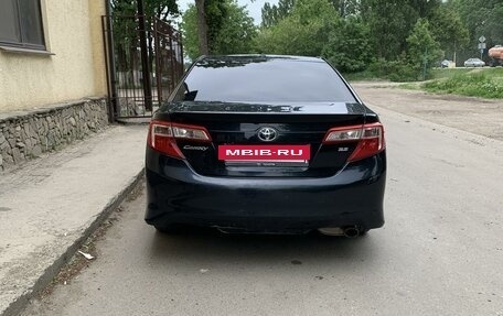 Toyota Camry, 2012 год, 1 050 000 рублей, 7 фотография