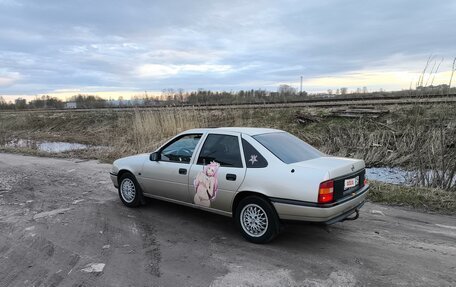 Opel Vectra A, 1992 год, 169 999 рублей, 7 фотография