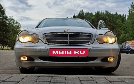 Mercedes-Benz C-Класс, 2000 год, 400 000 рублей, 2 фотография