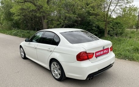 BMW 3 серия, 2011 год, 1 150 000 рублей, 15 фотография