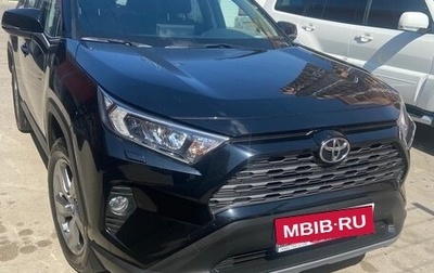 Toyota RAV4, 2021 год, 4 600 000 рублей, 1 фотография