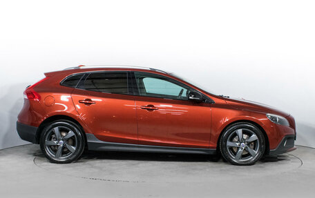 Volvo V40 Cross Country I, 2014 год, 1 470 000 рублей, 4 фотография