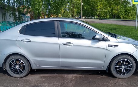 KIA Rio III рестайлинг, 2014 год, 980 000 рублей, 7 фотография