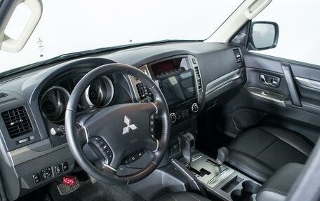 Mitsubishi Pajero IV, 2021 год, 4 490 000 рублей, 13 фотография