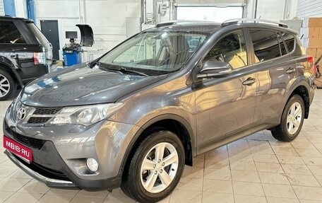 Toyota RAV4, 2014 год, 1 940 000 рублей, 1 фотография