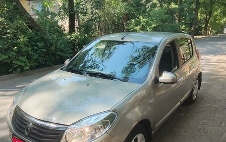 Renault Sandero I, 2014 год, 915 000 рублей, 5 фотография