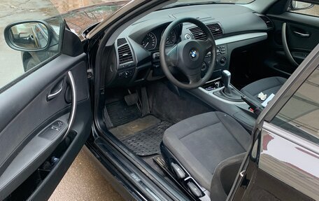 BMW 1 серия, 2010 год, 870 000 рублей, 5 фотография