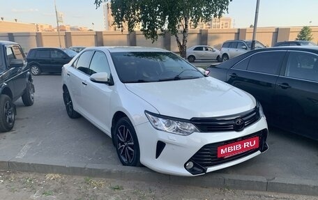 Toyota Camry, 2016 год, 2 900 000 рублей, 4 фотография