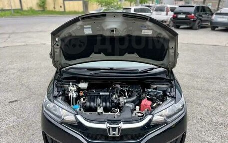 Honda Fit III, 2016 год, 1 300 000 рублей, 23 фотография