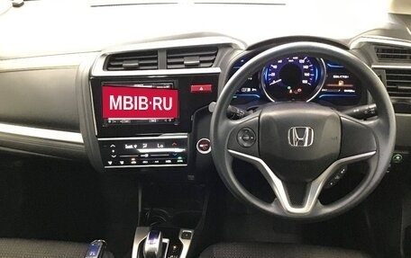 Honda Fit III, 2016 год, 1 300 000 рублей, 18 фотография