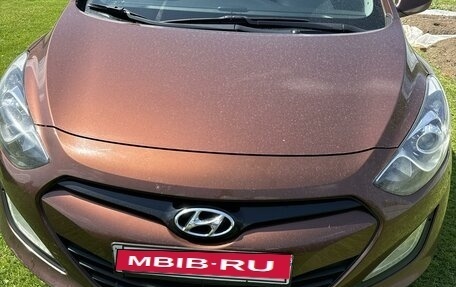 Hyundai i30 II рестайлинг, 2012 год, 1 300 000 рублей, 2 фотография