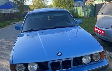 BMW 5 серия, 1990 год, 550 000 рублей, 2 фотография