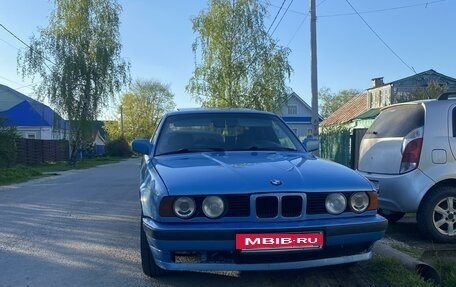 BMW 5 серия, 1990 год, 550 000 рублей, 13 фотография