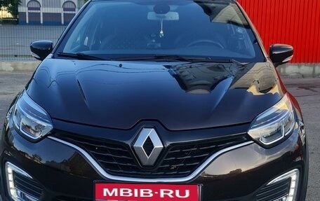 Renault Kaptur I рестайлинг, 2017 год, 1 830 000 рублей, 1 фотография